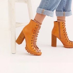 FREE PEOPLE HEELS - Palermo Heels - Jeffery Campbell
